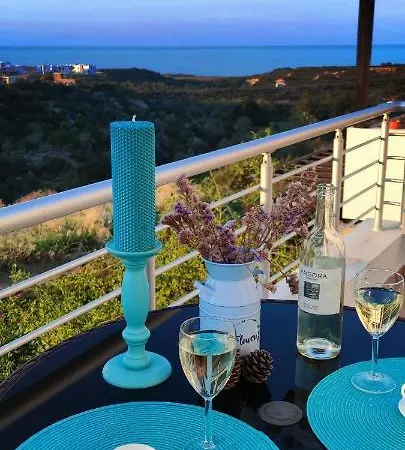 The Seaterra Reserve Penthouse With Mountains&seaviews And Rooftop Terrace