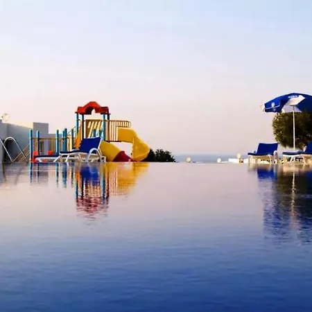 Apartament The Seaterra Reserve Penthouse With Mountains&seaviews And Rooftop Terrace Akanthou