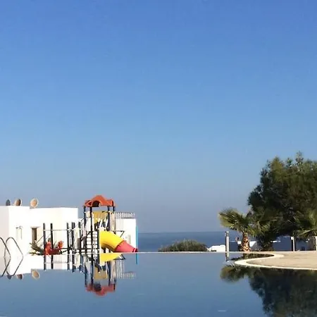 Apartment The Seaterra Reserve Penthouse With Mountains&seaviews And Rooftop Terrace Akanthou