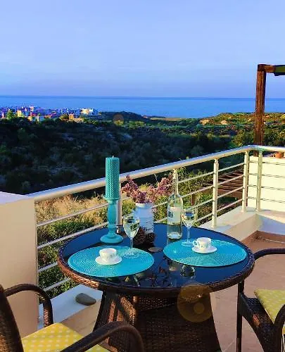Apartmán The Seaterra Reserve Penthouse With Mountains&seaviews And Rooftop Terrace *