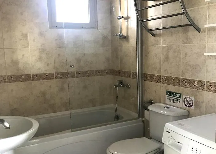 アパート The Seaterra Reserve Penthouse With Mountains&seaviews And Rooftop Terrace Akanthou